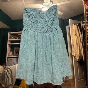 American Eagle smocked popcorn mini dress